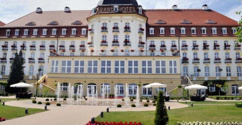 Gdansk: Gdansk, Sopot and Westerplatte Private Guided Tour - The Value of the Private Tour Experience