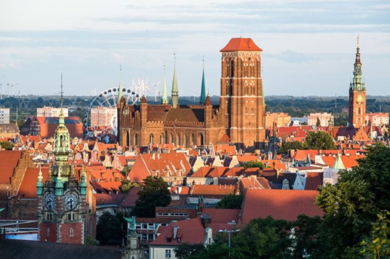 Gdansk: Jewish Heritage Guided Private Walking Tour - Comparing This Tour to Other Gdansk City Tours