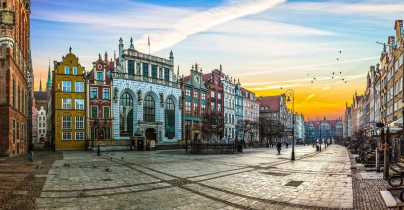 Gdansk Old Town: German Influence Walking Tour - Practical Details and Accessibility