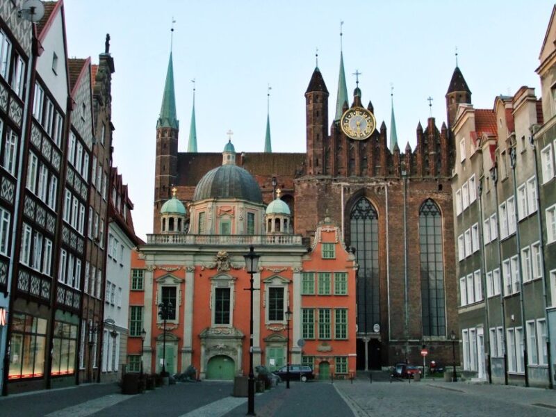 Gdansk Old Town Half-Day Private Walking Tour - The Basilica of St. Marys: Gdansk’s Gothic Crown Jewel