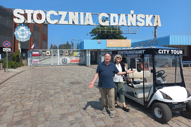 Gdansk: Private City Sightseeing Tour by Buggy/Cart LIVE GUIDED - Landmark Stops: Museum of the Second World War and the Old Town