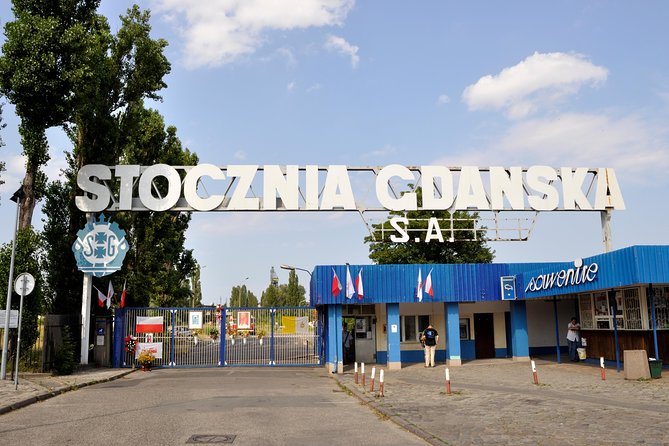 Gdansk Private Communism Tour with Solidarity Center Museum - Key Points