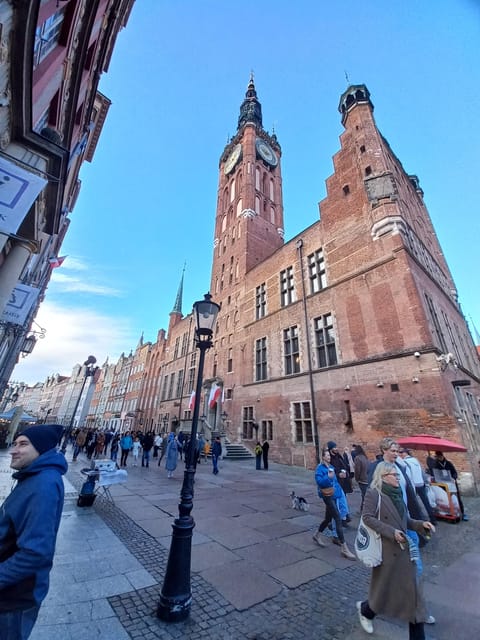Gdansk: Private Top City Tour by Electric Cart & Live Guided - Unique Features of the Electric Cart Experience