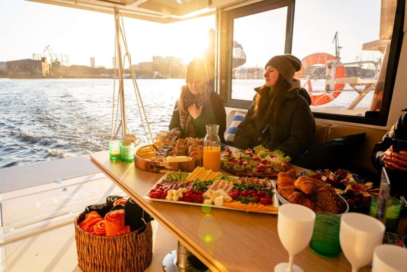 Gdansk/Sopot: Breakfast Cruise on a Catamaran - Onboard Breakfast Buffet and Refreshments