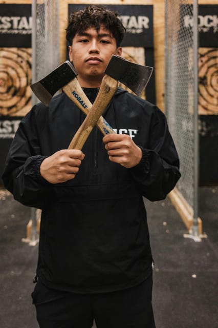 Gdask: 1.5-Hour Axe Throwing Experience - Key Points