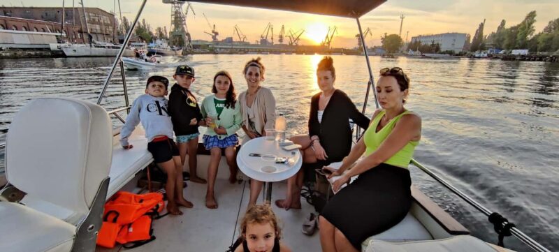 Gdask: 1-hour Private Boat Tour with Skipper - The Experience of a Skipper Who Shares Local Insights