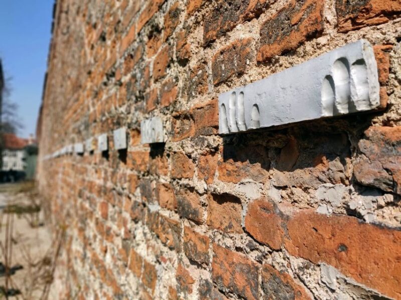 Gdask City Sights & History Guided Walking Tour in English - St. Mary’s Basilica: The Largest Brick Gothic Church