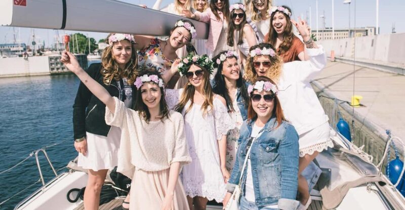 Gdask/Sopot: Private Boat Party with Music & Drinks - The Modern Yacht Features for a Comfortable Celebration