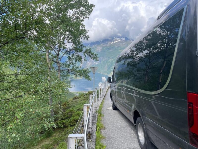 Geiranger Dalsnibba: mini bus tour - Panoramic Views of Geiranger Fjord, a UNESCO World Heritage Site