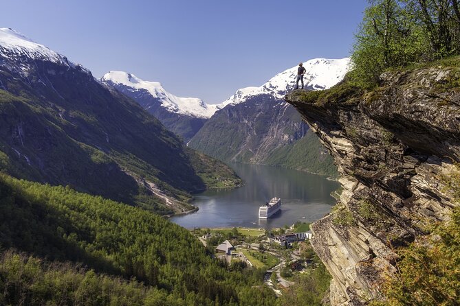 Geiranger: Excursions.no Geiranger Highlights - Meeting Point and Logistics in Geiranger