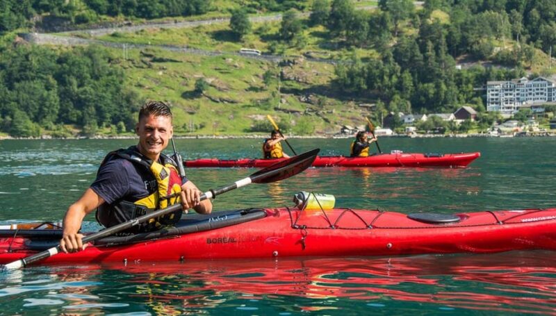 Geiranger: Kayak tour with guide - Why This Tour Offers a Unique Perspective of Geirangerfjord