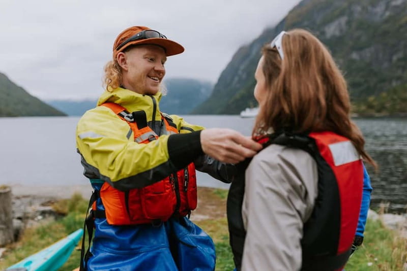 Geiranger: Kayak Tour with Waterfall Views - Why This Kayak Tour Stands Out