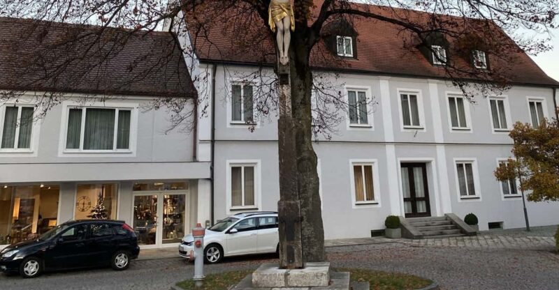 Geisenfeld Private Guided Walking Tour - Discovering Geisenfeld’s Old Town and Architectural Gems