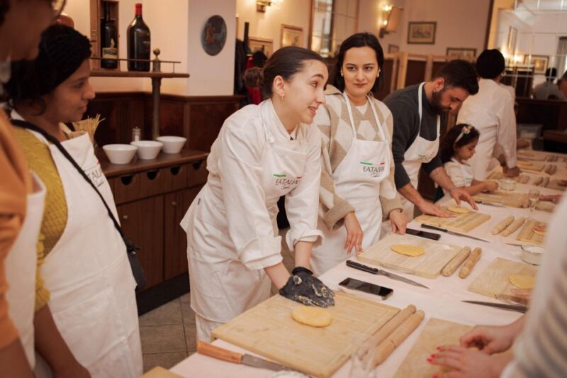 Gelato and Pasta Cooking Class in Rome - Piazza Navona - Learning to Make Authentic Italian Pasta in Piazza Navona