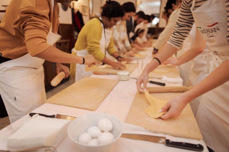 Gelato and Pasta Cooking Class in Rome - Piazza Navona - The Pacing and Duration of the Class
