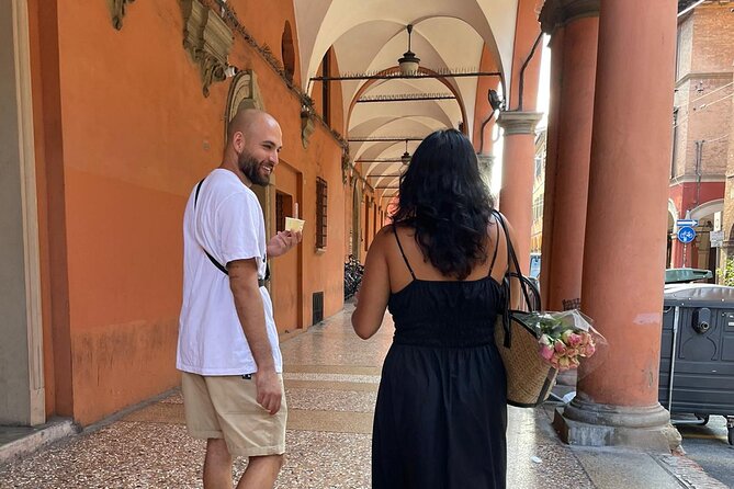 Gelato Crawl Tour Bologna: See Italy's Food Capital in a New Way - Learning to Recognize High-Quality Gelato