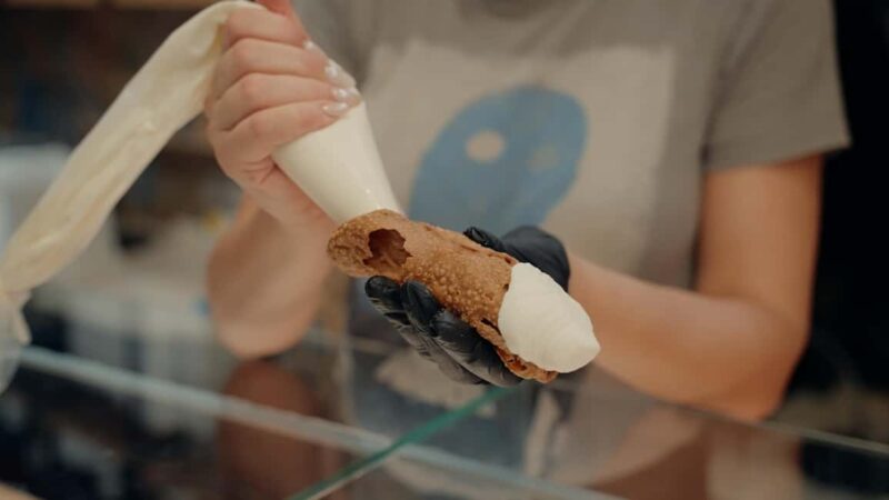 Gelato Tour - Culinary Walk in Florence city Center - Meet Your Guide at the Church in Florence