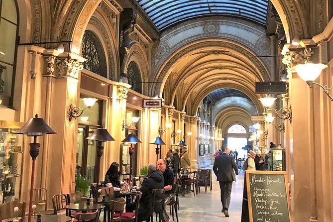 Gems of Vienna-Tour - The Architectural Gems of Vienna’s Middle Ages and Modern Times