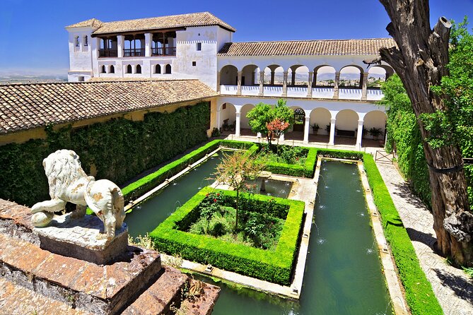 Generalife, Gardens and Alcazaba guided tour (without Nasrid Palaces) - Exploring Granada’s Moorish Heritage with an Expert Guide