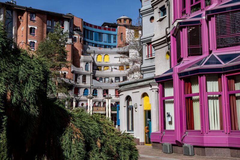 Geneva: Capture the most Photogenic Spots with a Local - Navigating Hidden Corners and Scenic Vistas