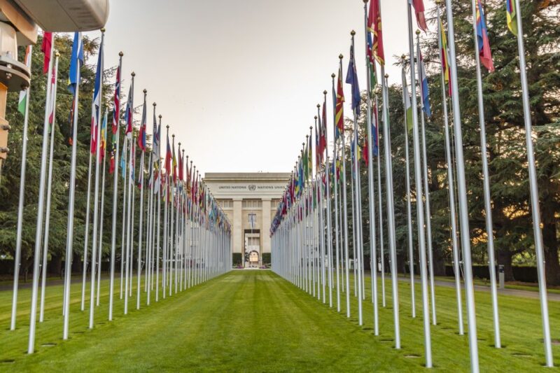 Geneva: Capture the most Photogenic Spots with a Local - Flexibility and Booking Options