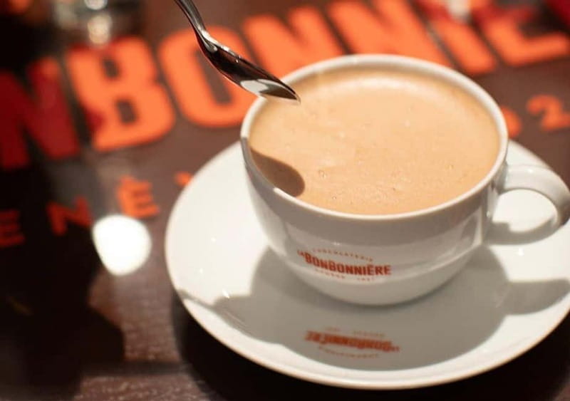 Geneva Chocolate Tour aboard a TukTuk - Tasting Swiss Artisanal Chocolate at Three Stores