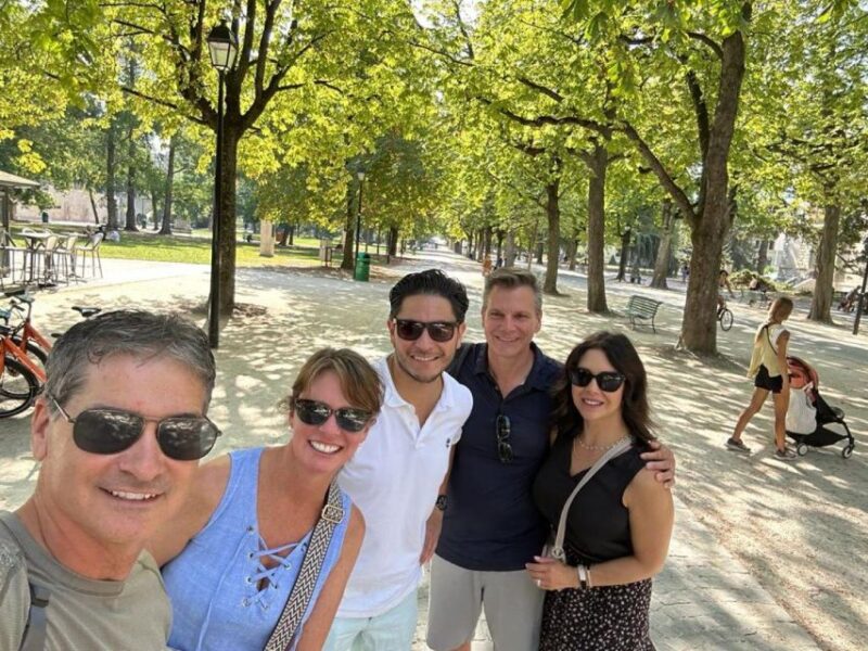 Geneva Complete Tour. Hotel PICK-UP, UN area & the Old City - Pickup and Transportation in Geneva