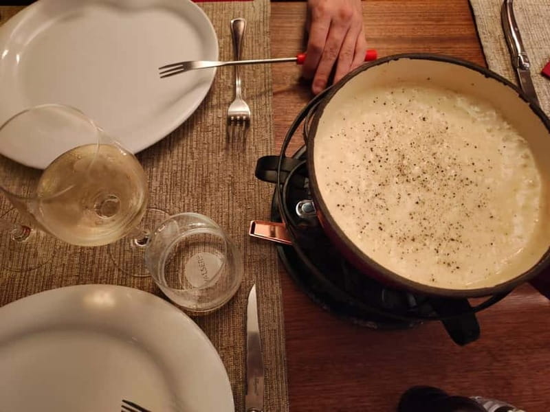 Geneva: Food Group Walking Tour with Full Meal - Tasting Geneva’s Iconic Dishes: From Fondue to Pastries