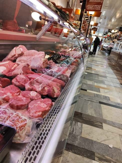 Geneva: Food Group Walking Tour with Full Meal - Secret Hot Chocolate Experience in a Unique Location