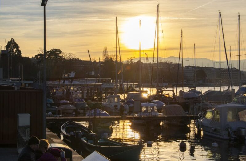 Geneva: Private Express Walk with a Local in 60 minutes - Pricing and Value for Money