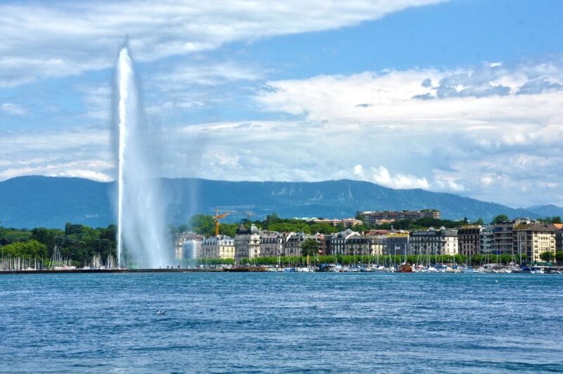 Geneva: Private Walking Tour with a Local - Physical Requirements and Accessibility