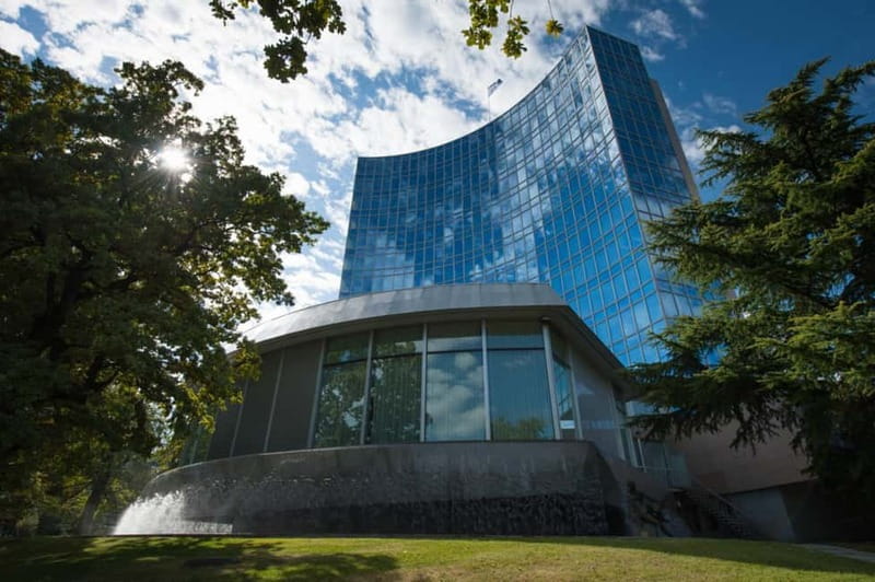 Geneva walk: Untold Stories of International Heritage & Food - Practicalities: Logistics and Group Size