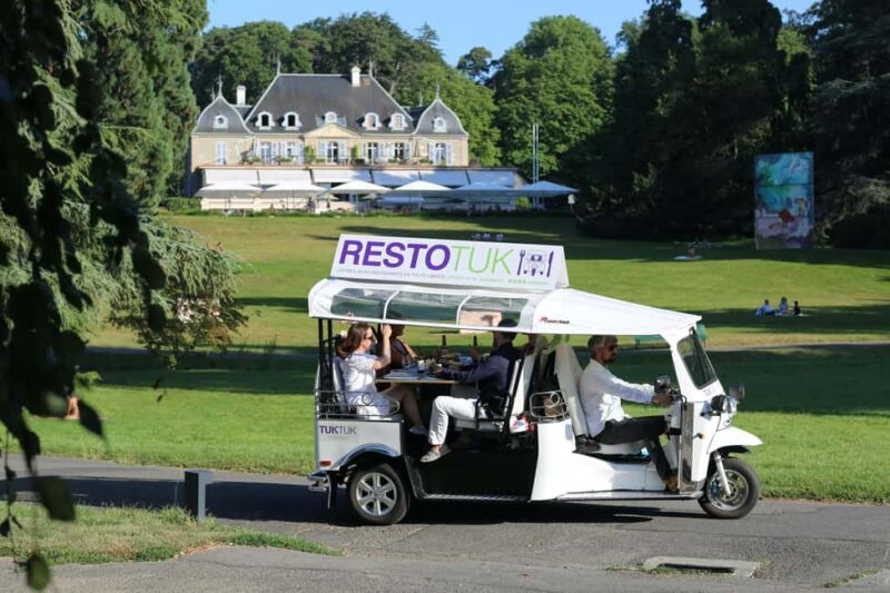 Geneva: Watch Tour in TukTuk - Key Points