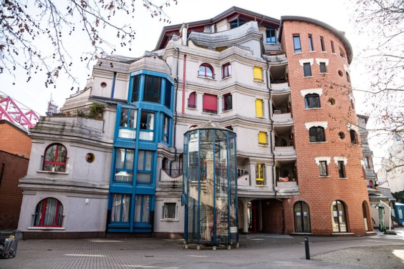 Genevas Art and Culture revealed by a Local - Explore Geneva’s Art and Culture with a Local Guide for 90 Minutes