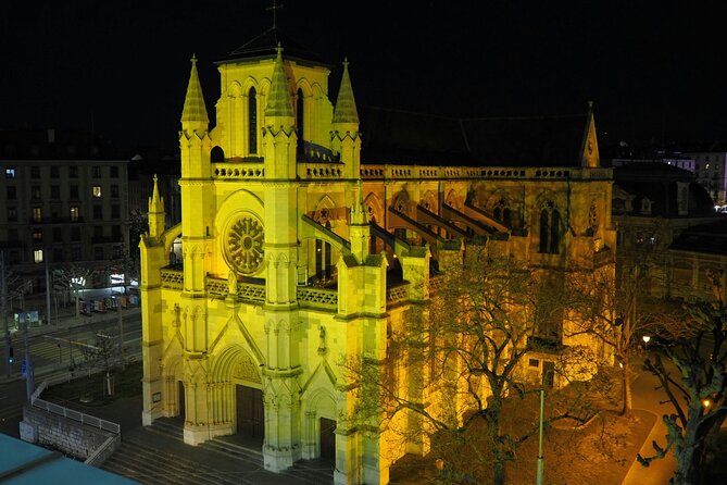 Genevas Winter Wonderland: A Festive Christmas Tour - Starting at the Basilica Notre-Dame of Geneva