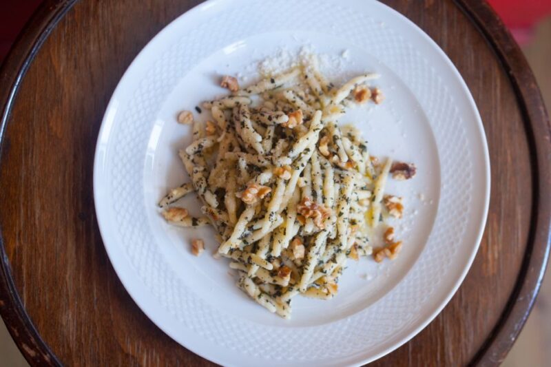 Genoa: Dining Experience at a Local's Home - Authentic Genoa Dining at a Locals Home: A Genuine Flavor of Liguria