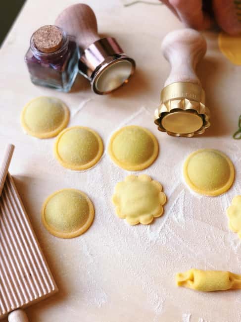 Genoa: Fresh Pasta Workshop Michelin Stars Christmas Edition - Discover the Magic of Ligurian Pasta in Genoa During the Christmas Edition