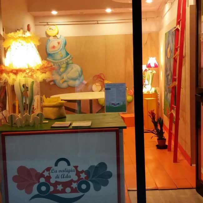 Genoa: Wood painting - Who Will Appreciate This Experience Most