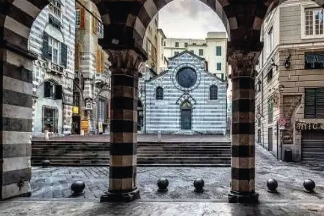 Genova Walking Tour with Audio and Written Guide by a Local - The Architectural Marvel of Cattedrale di San Lorenzo