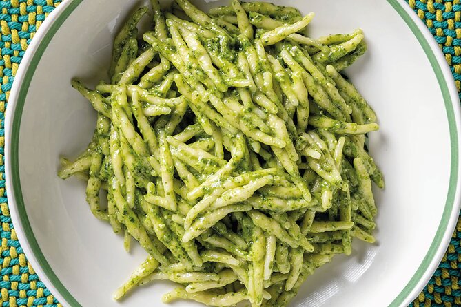 Genova Walking Tour with Audio and Written Guide by a Local - Medieval Prestige at Piazza San Matteo