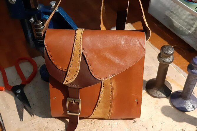 Genuine Leather Tote Bag Workshop in Leiden - Booking and Cancellation Flexibility
