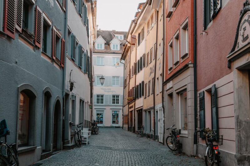 Genussvoll durch Konstanz: Kulinarische Stadtführung - Main Course and Iconic Landmarks at the Second Restaurant