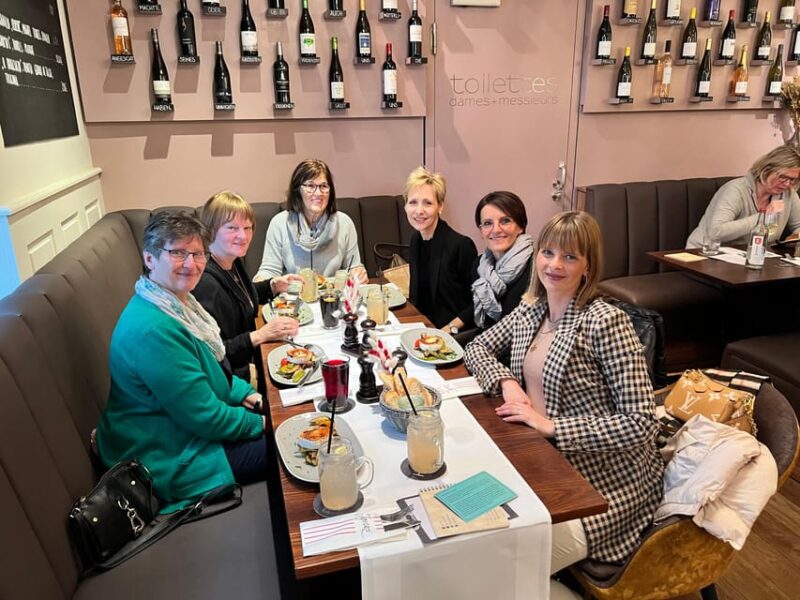 Genussvoll durch Konstanz: Kulinarische Stadtführung - Practical Details: Meeting, Duration, and Accessibility