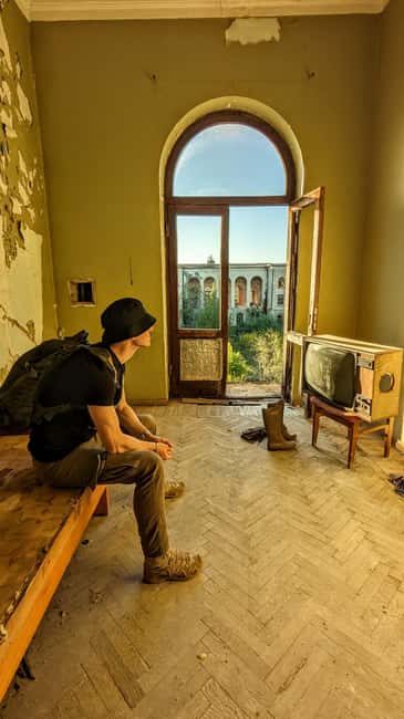Georgia - Abandoned Spa town and Aircraft (Full-day) - Comparing this Tour to Other Georgian Urbex Adventures