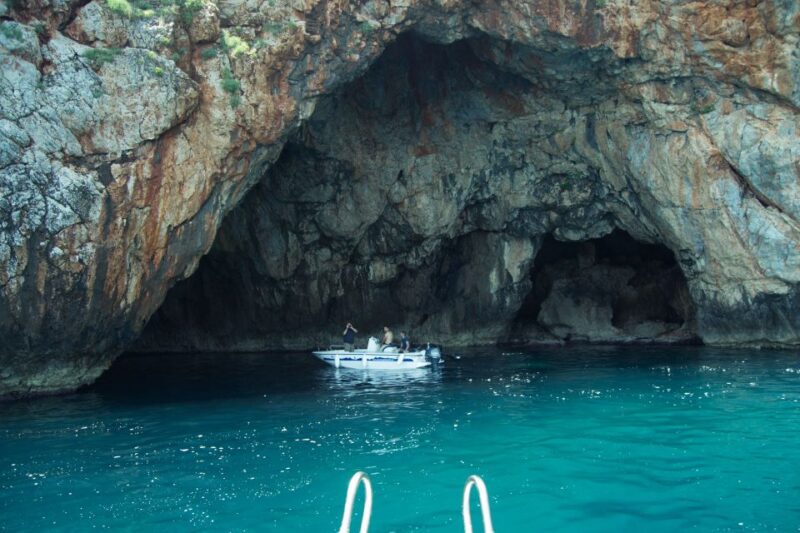 Georgioupolis: Rent a Boat Safari Sea Tour - Swimming and Snorkeling at Obrogialos