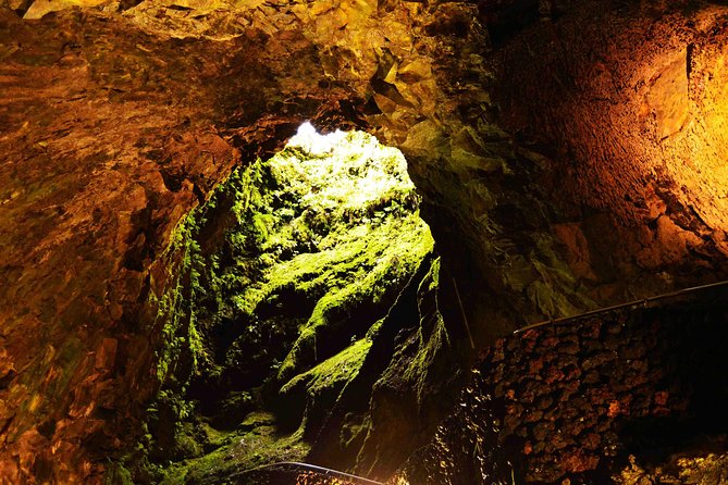 Geotour - Terceira Island: Explore the Caves - The Tour’s Main Highlights: Christmas Cave and Algar do Carvão