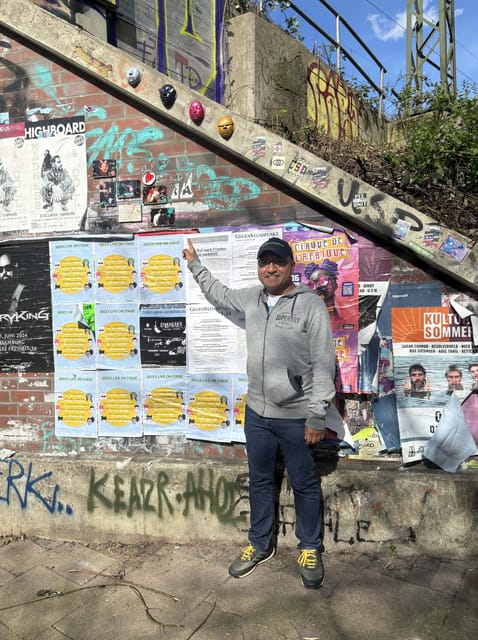 German guided insider tour of Hamburg's Schanzenviertel - Highlights of Street Art and Urban Culture