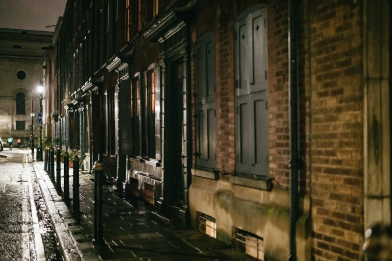 German Language : Original Jack the Ripper Tour - The Cultural Context Behind Sherlock Holmes and Victorian London