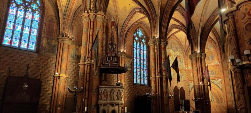 German-language tour of the Matthias Church in Budapest - Accessibility and Considerations