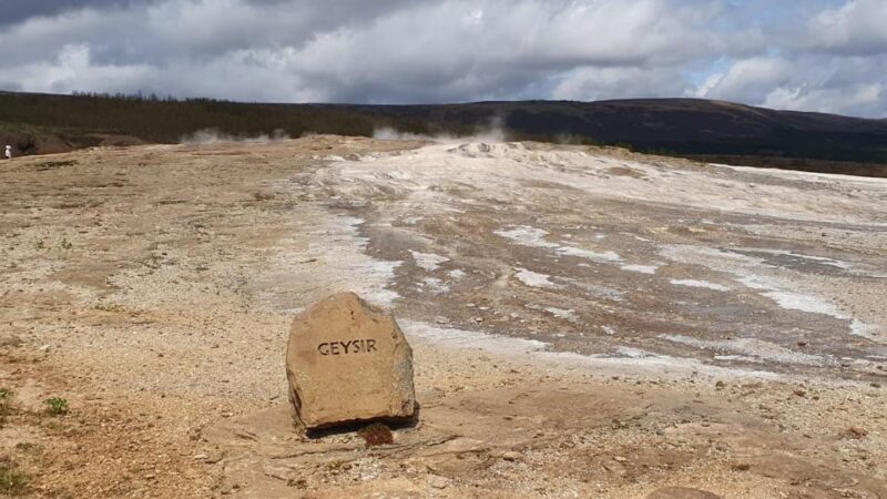German-speaking Golden Circle small group tour from Reykjavík - shore excursion - Visiting the Earthquake Fissure in Hveragerði